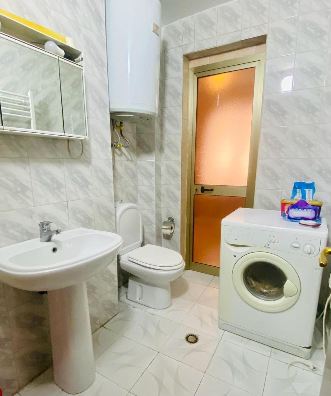 Apartment ติรานา ภายนอก รูปภาพ
