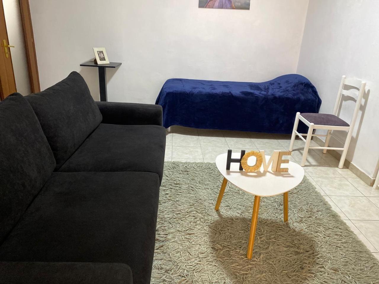 Apartment ติรานา ภายนอก รูปภาพ